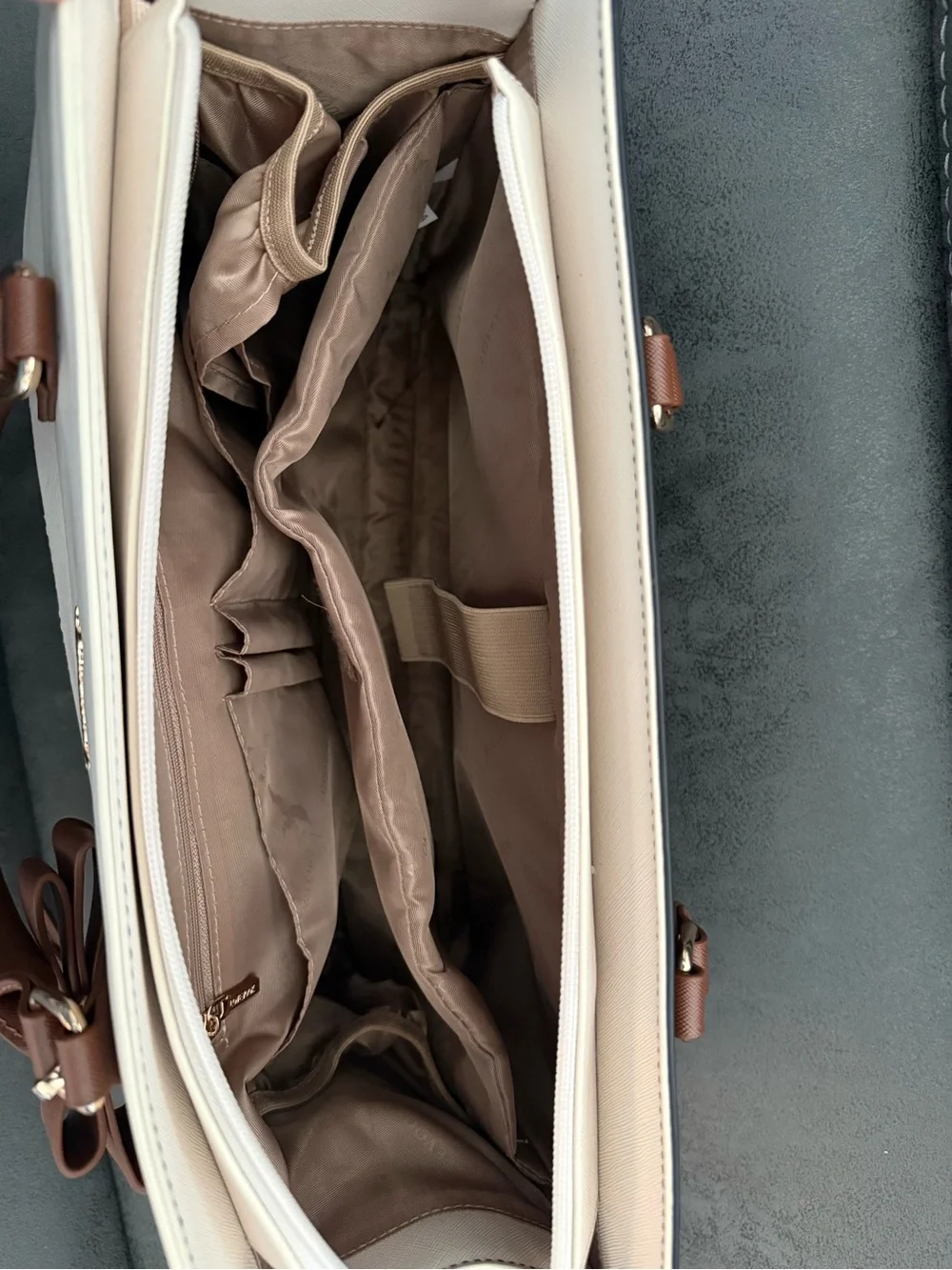 Ladies Three-Tone Laptop Tote Bag in Black, Cream & Brown